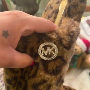 Michael Kors cheetah slippers sz 8